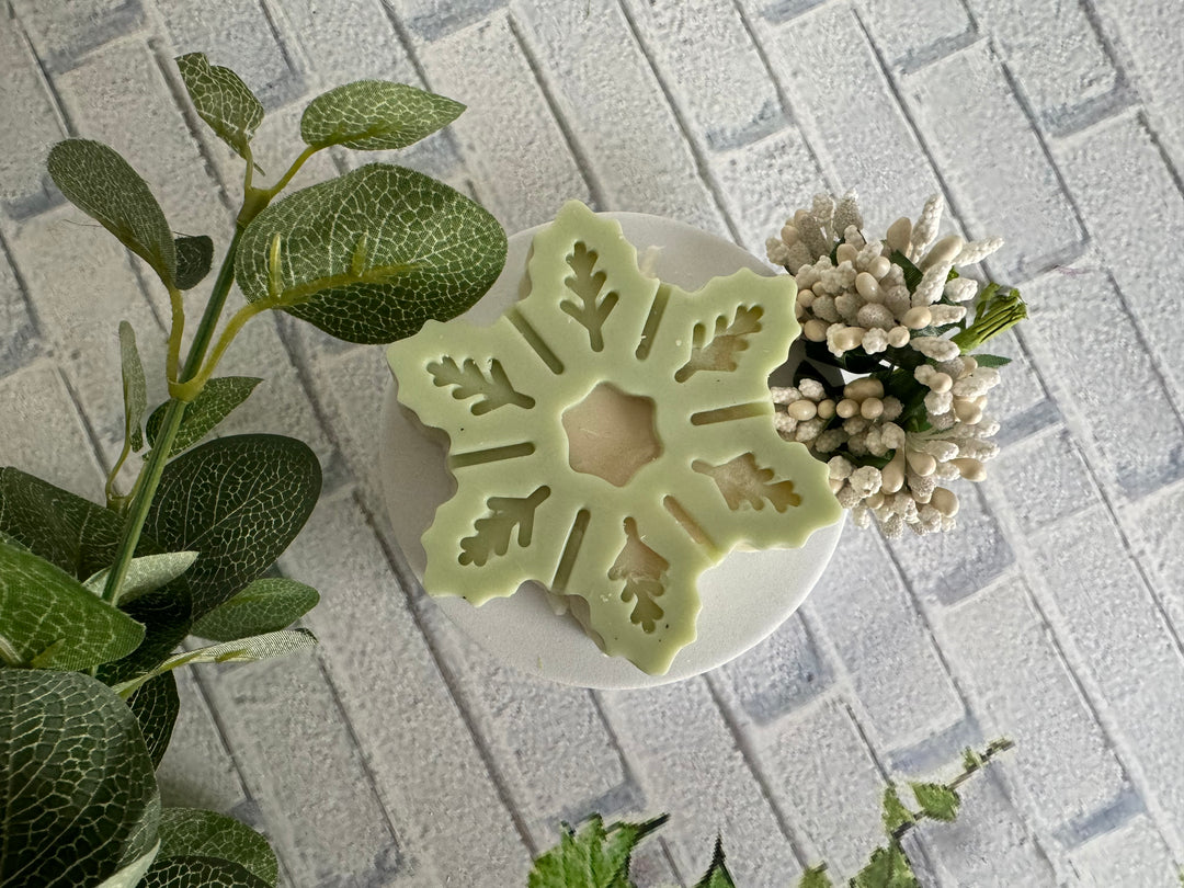 Snowflake Mould Candle