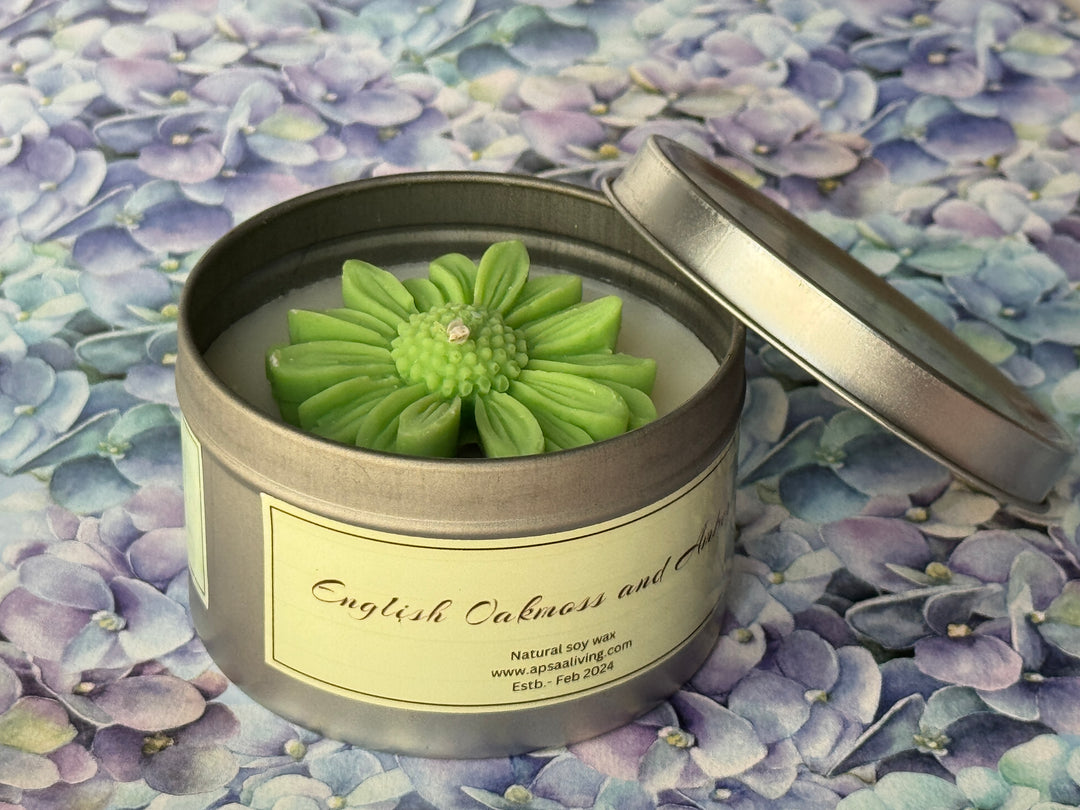 Tin Candle- English oakmoss and Amber