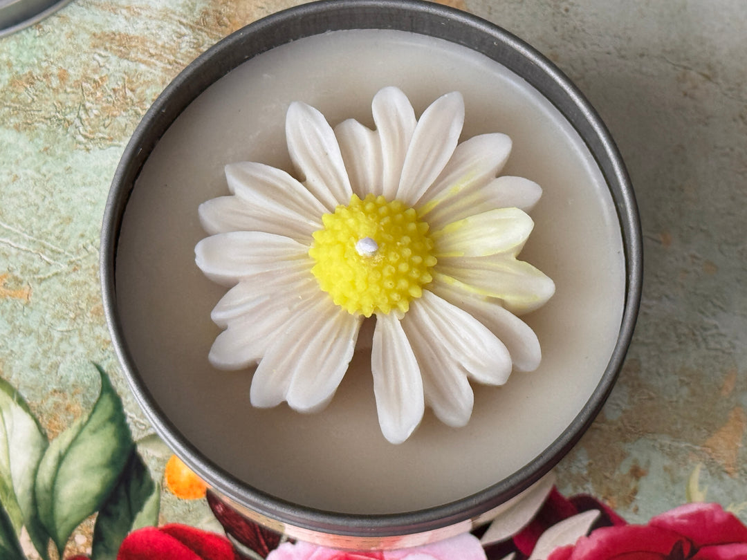 Tin Candle- Grapefruit and Clove