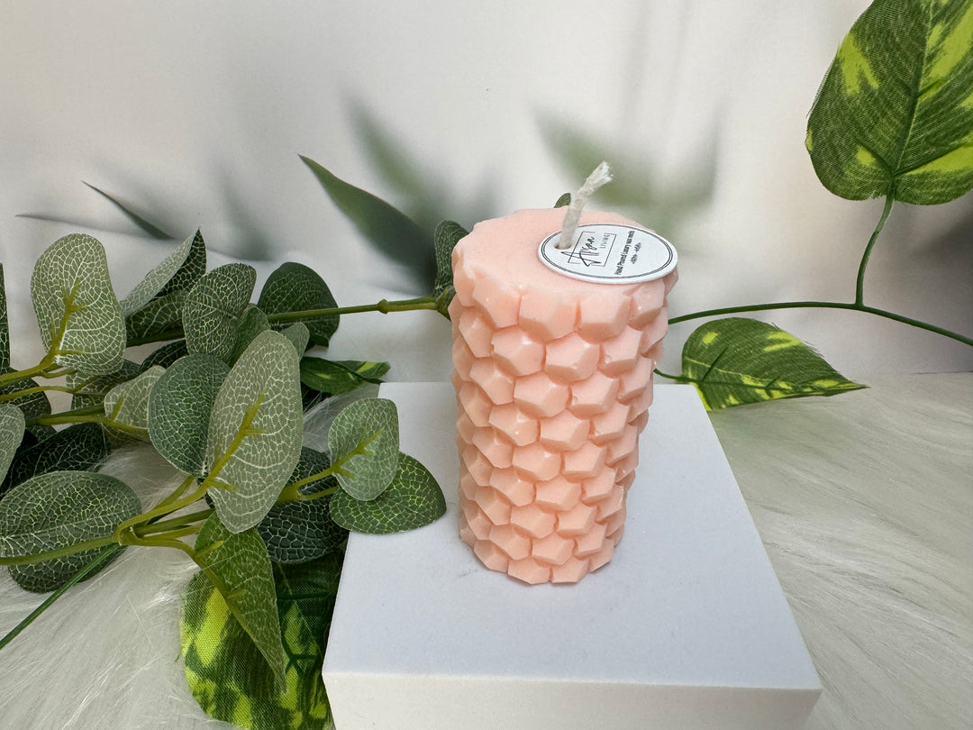 Honeycomb patterned pillar Mould Candle